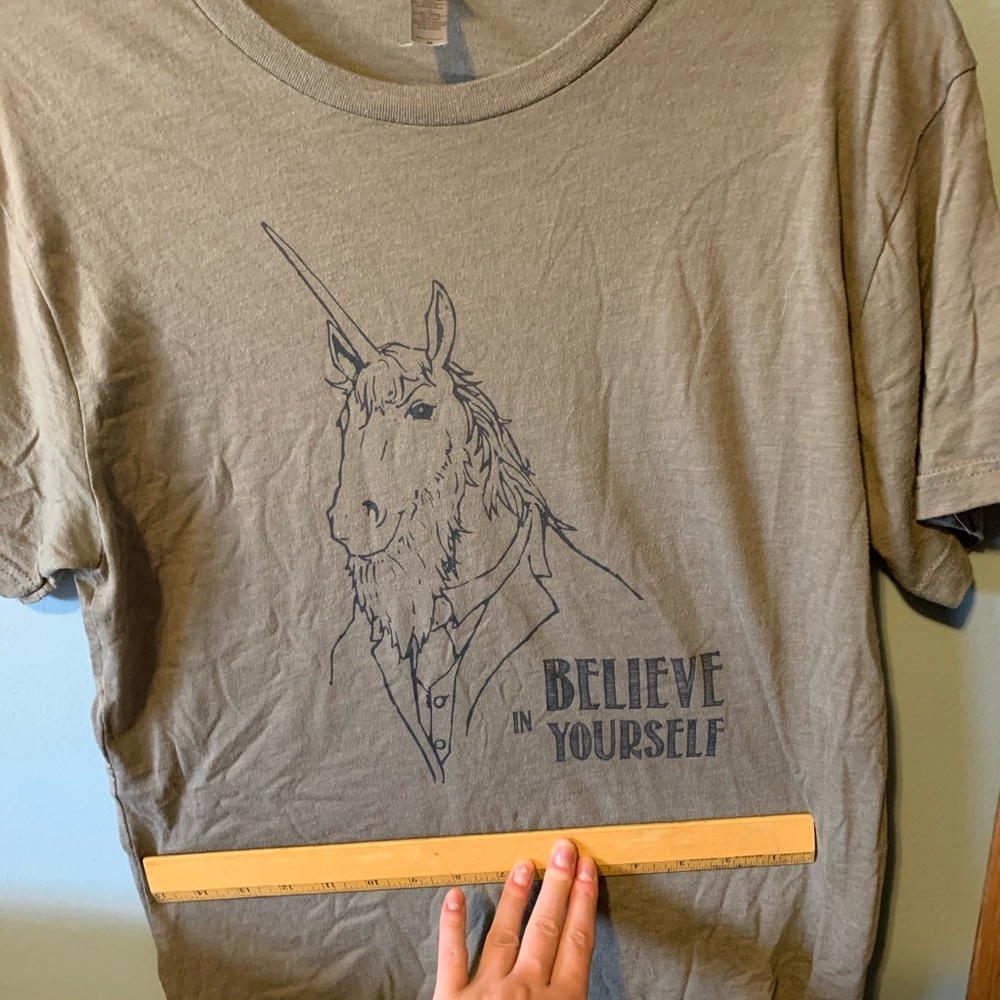 Unicorn T-shirt - Picture 2 of 4